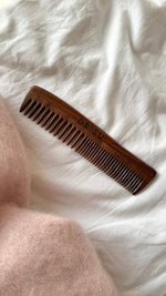 Dr. Su Wooden Comb